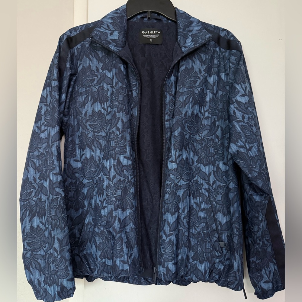 Athleta floral lace waterproof windbreaker jacket